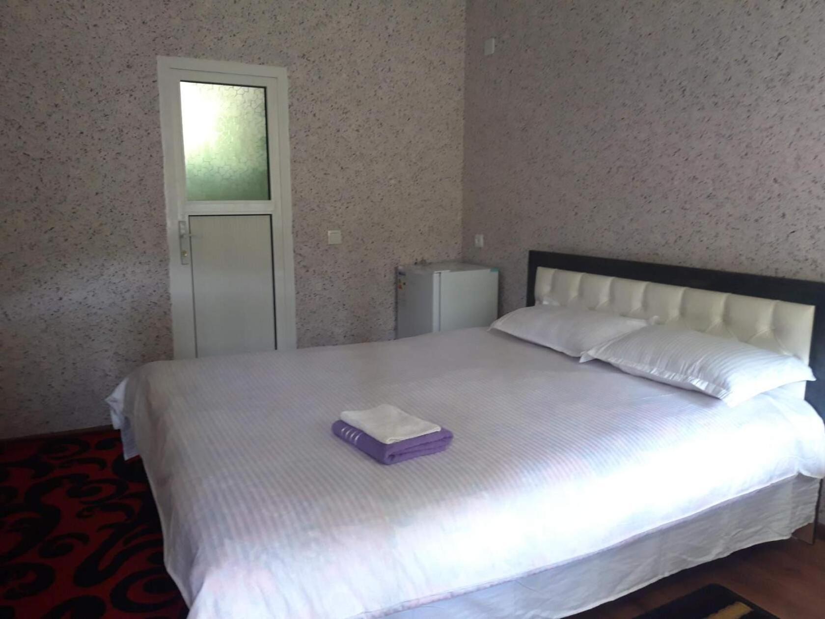 Guest House Sary-Chelek Arkit Phòng bức ảnh